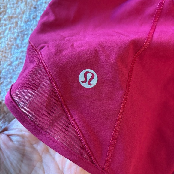 NWT Lululemon Matching Set Long Sleeve Top + Athletic Shorts Magenta Pink - Picture 4 of 4